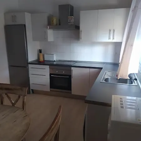 Guest house Shared Apartmentl Moana